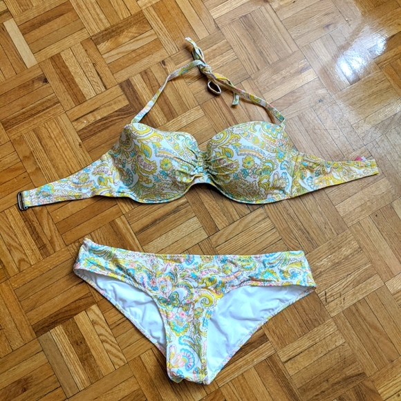 Victoria Secret Gold Bandeau Bikini - Picture 3 of 11
